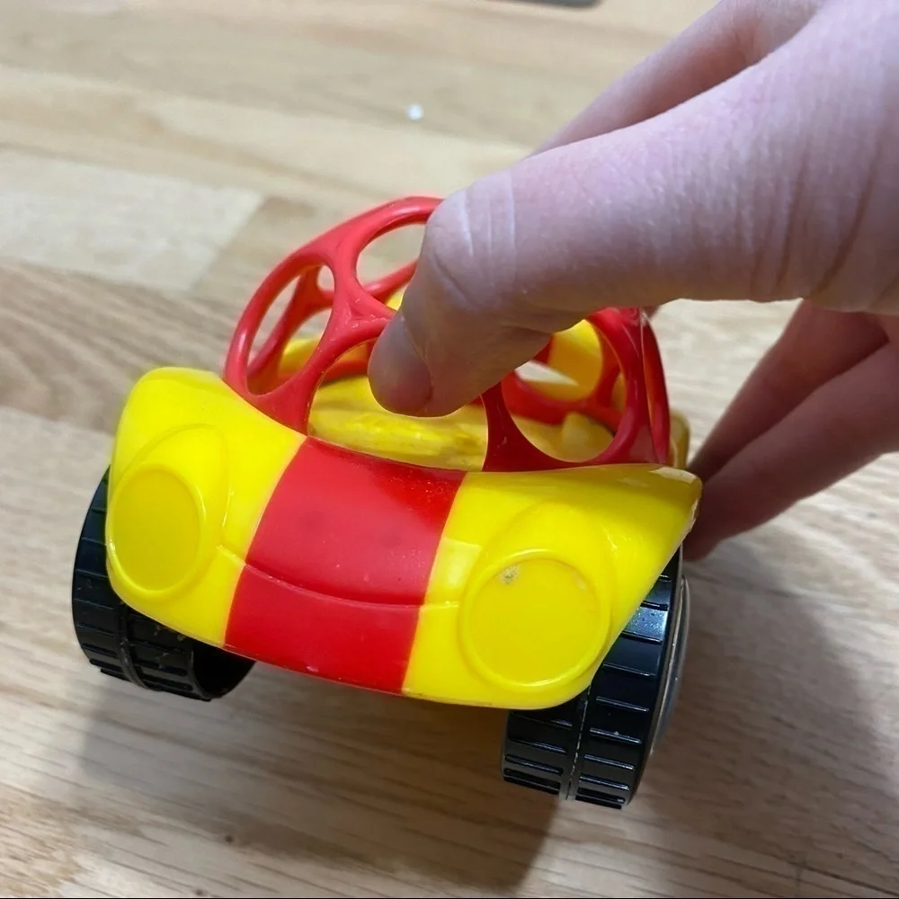 Oball Car Toy Yellow Red Noise Shaker Kids